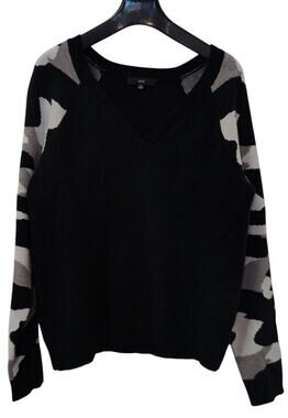Fate Women’s Sweater Black with Grey Camouflage Raglan Sleeves Size Small EUC